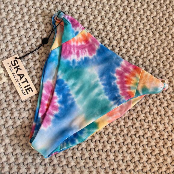 Skatie X Salty Blonde• ‘Salty’ Bikini Bottom in KINGSTON - Picture 3 of 13